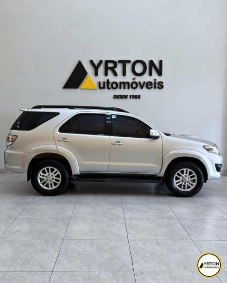 TOYOTA Hilux SW4 3.0 16V 4P SRV 4X4 TURBO DIESEL AUTOM�TICO, Foto 16