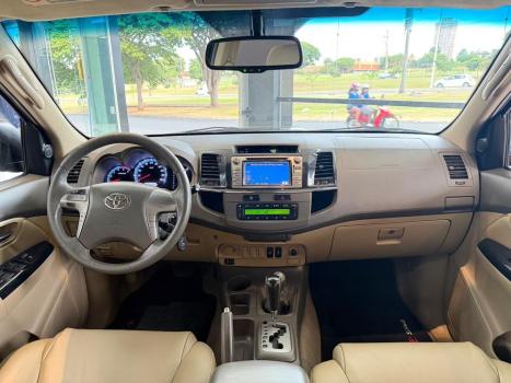 TOYOTA Hilux SW4 3.0 16V 4P SRV 4X4 TURBO DIESEL AUTOM�TICO, Foto 8
