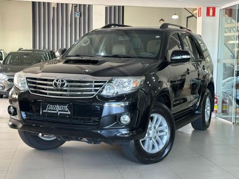 TOYOTA Hilux SW4 3.0 16V 4P SRV 4X4 7 LUGARES TURBO DIESEL AUTOM�TICO, Foto 2