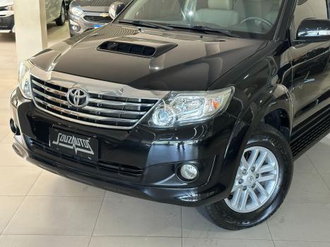TOYOTA Hilux SW4 3.0 16V 4P SRV 4X4 7 LUGARES TURBO DIESEL AUTOM�TICO, Foto 5