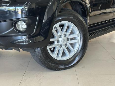 TOYOTA Hilux SW4 3.0 16V 4P SRV 4X4 7 LUGARES TURBO DIESEL AUTOM�TICO, Foto 6