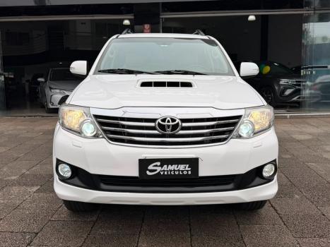 TOYOTA Hilux SW4 3.0 16V 4P 4X4 SRV TURBO DIESEL, Foto 1