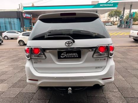 TOYOTA Hilux SW4 3.0 16V 4P 4X4 SRV TURBO DIESEL, Foto 4
