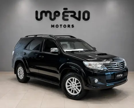 TOYOTA Hilux SW4 3.0 V6 12V 4P SRV 4X4 TURBO DIESEL AUTOM�TICO, Foto 1
