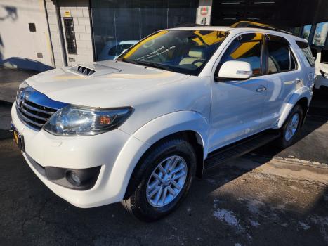 TOYOTA Hilux SW4 3.0 16V 4P SRV 4X4 TURBO DIESEL AUTOM�TICO, Foto 2