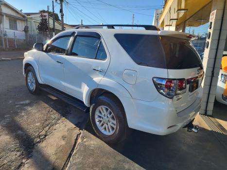 TOYOTA Hilux SW4 3.0 16V 4P SRV 4X4 TURBO DIESEL AUTOM�TICO, Foto 4