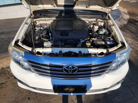TOYOTA Hilux SW4 3.0 16V 4P SRV 4X4 TURBO DIESEL AUTOM�TICO, Foto 14