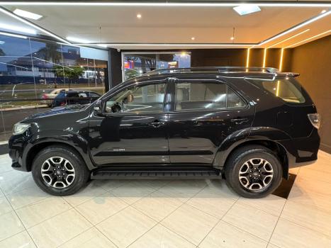 TOYOTA Hilux SW4 3.0 16V 4P SRV 4X4 TURBO DIESEL AUTOM�TICO, Foto 4