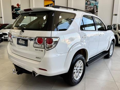 TOYOTA Hilux SW4 3.0 16V 4P SRV 4X4 TURBO DIESEL AUTOM�TICO, Foto 5