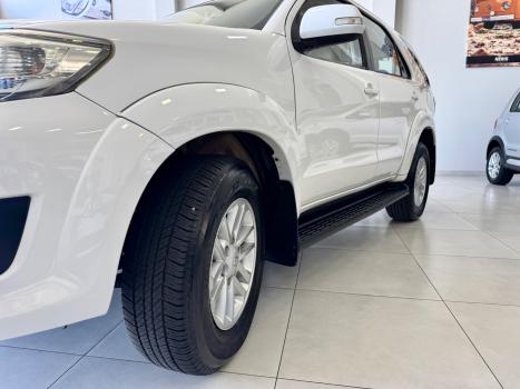 TOYOTA Hilux SW4 3.0 16V 4P SRV 4X4 TURBO DIESEL AUTOM�TICO, Foto 11