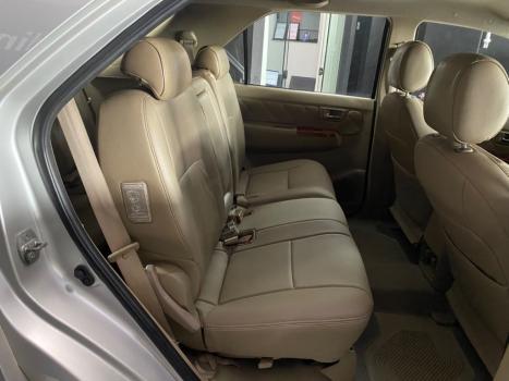 TOYOTA Hilux SW4 3.0 16V 4P SRV 4X4 7 LUGARES TURBO DIESEL AUTOMÁTICO, Foto 28