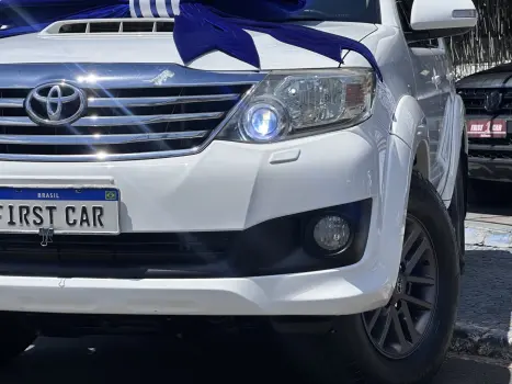 TOYOTA Hilux SW4 3.0 V6 12V 4P SRV TURBO DIESEL AUTOMÁTICO, Foto 3