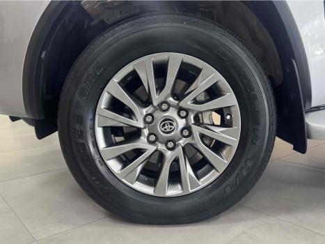 TOYOTA Hilux SW4 , Foto 8