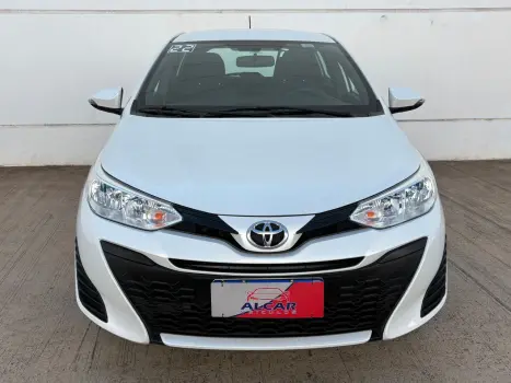 TOYOTA Yaris Hatch 1.3 16V 4P FLEX XL PLUS TECH MULTIDRIVE AUTOMTICO CVT, Foto 5