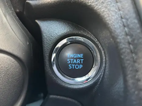 TOYOTA Yaris Hatch 1.3 16V 4P FLEX XL PLUS TECH MULTIDRIVE AUTOMTICO CVT, Foto 9