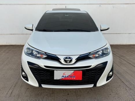 TOYOTA Yaris Hatch 1.5 16V 4P FLEX XLS CONNECT MULTIDRIVE AUTOMTICO CVT, Foto 2