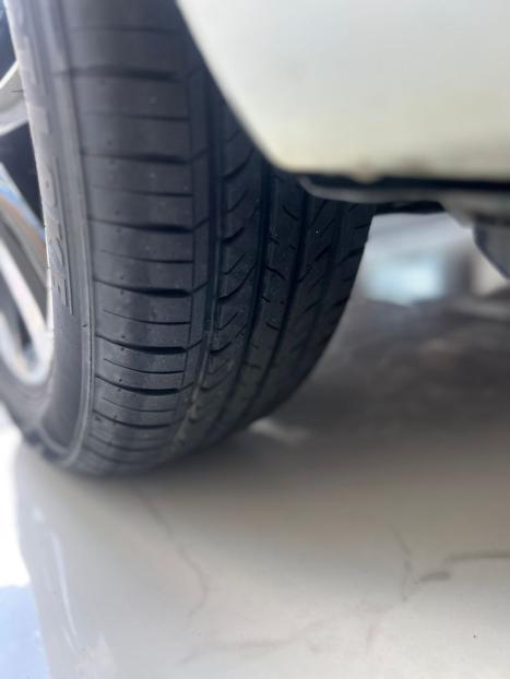 TOYOTA Yaris Hatch 1.3 16V 4P FLEX XL, Foto 11