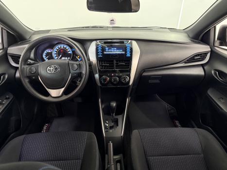 TOYOTA Yaris Hatch 1.3 16V 4P FLEX XL MULTIDRIVE AUTOMTICO CVT, Foto 5