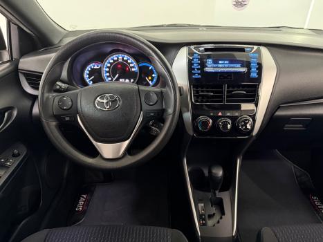 TOYOTA Yaris Hatch 1.3 16V 4P FLEX XL MULTIDRIVE AUTOMTICO CVT, Foto 6