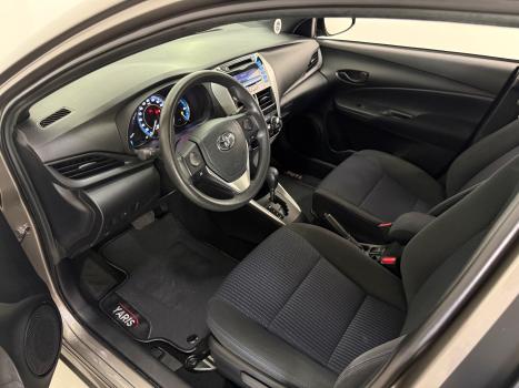TOYOTA Yaris Hatch 1.3 16V 4P FLEX XL MULTIDRIVE AUTOMTICO CVT, Foto 8