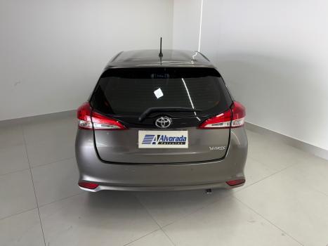 TOYOTA Yaris Hatch 1.3 16V 4P FLEX XL MULTIDRIVE AUTOMTICO CVT, Foto 13
