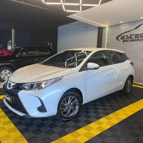 TOYOTA Yaris Hatch 1.5 16V 4P FLEX XS CONNECT MULTIDRIVE AUTOMTICO CVT, Foto 2