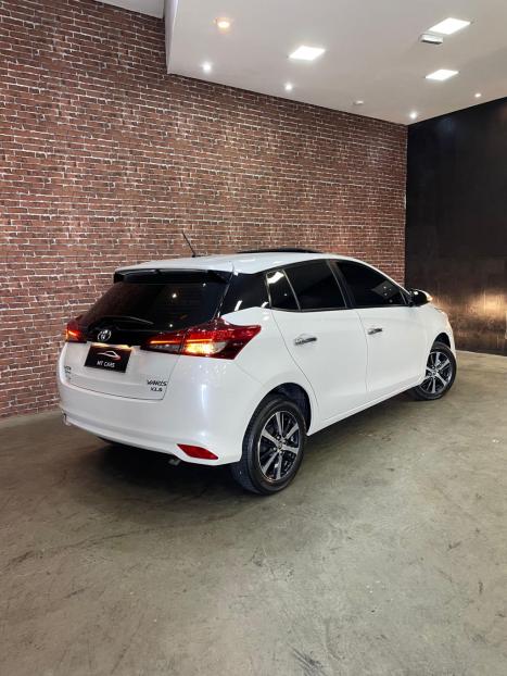 TOYOTA Yaris Hatch 1.5 16V 4P FLEX XLS CONNECT MULTIDRIVE AUTOMTICO CVT, Foto 4