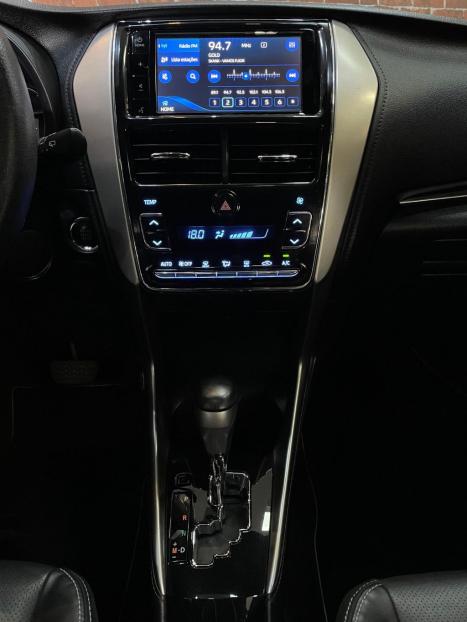 TOYOTA Yaris Hatch 1.5 16V 4P FLEX XLS CONNECT MULTIDRIVE AUTOMTICO CVT, Foto 9