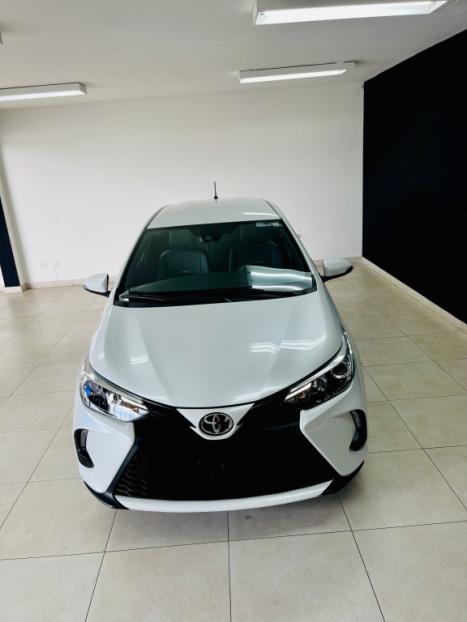 TOYOTA Yaris Hatch 1.5 16V 4P FLEX XS MULTIDRIVE AUTOMTICO CVT, Foto 7