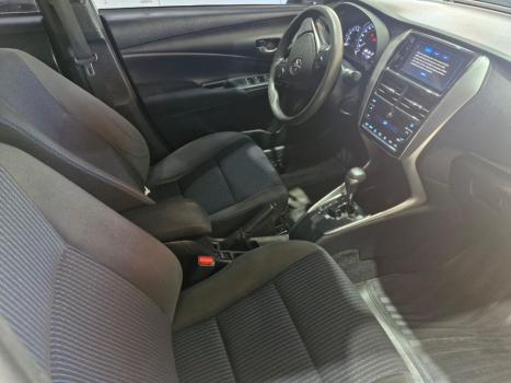 TOYOTA Yaris Hatch 1.3 16V 4P FLEX XL PLUS TECH MULTIDRIVE AUTOMTICO CVT, Foto 7