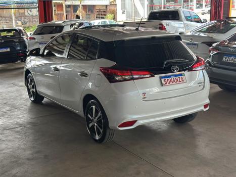 TOYOTA Yaris Hatch 1.5 16V 4P FLEX XLS CONNECT MULTIDRIVE AUTOMTICO CVT, Foto 6