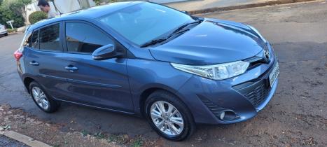 TOYOTA Yaris Hatch 1.3 16V 4P FLEX XL PLUS TECH MULTIDRIVE AUTOMTICO CVT, Foto 4