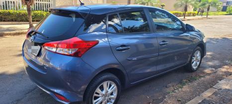 TOYOTA Yaris Hatch 1.3 16V 4P FLEX XL PLUS TECH MULTIDRIVE AUTOMTICO CVT, Foto 10