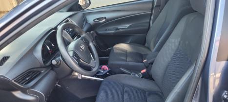 TOYOTA Yaris Hatch 1.3 16V 4P FLEX XL PLUS TECH MULTIDRIVE AUTOMTICO CVT, Foto 11