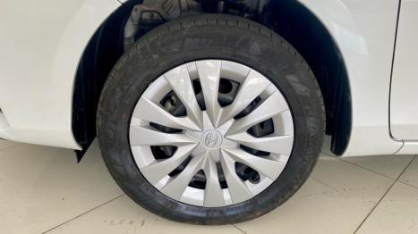 TOYOTA Yaris Hatch 1.5 16V 4P FLEX XL MULTIDRIVE AUTOMTICO CVT, Foto 13