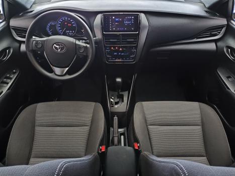 TOYOTA Yaris Hatch 1.5 16V 4P FLEX S MULTDRIVE AUTOMTICO, Foto 6