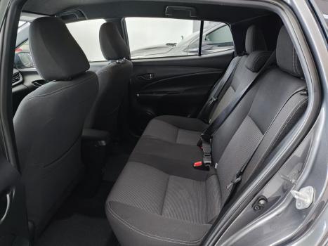 TOYOTA Yaris Hatch 1.5 16V 4P FLEX S MULTDRIVE AUTOMTICO, Foto 7