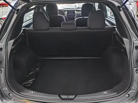 TOYOTA Yaris Hatch 1.5 16V 4P FLEX S MULTDRIVE AUTOMTICO, Foto 17