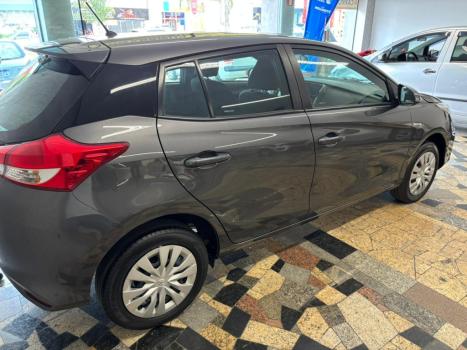 TOYOTA Yaris Hatch 1.5 16V 4P FLEX XL MULTIDRIVE AUTOMTICO CVT, Foto 4