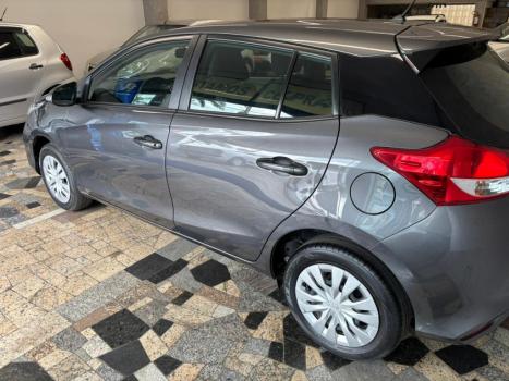 TOYOTA Yaris Hatch 1.5 16V 4P FLEX XL MULTIDRIVE AUTOMTICO CVT, Foto 8