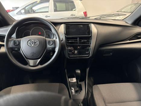 TOYOTA Yaris Hatch 1.5 16V 4P FLEX XL MULTIDRIVE AUTOMTICO CVT, Foto 14