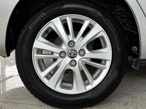 TOYOTA Yaris Hatch 1.5 16V 4P FLEX XL MULTIDRIVE AUTOMTICO CVT, Foto 9