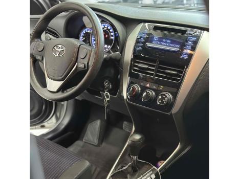 TOYOTA Yaris Hatch 1.5 16V 4P FLEX XL MULTIDRIVE AUTOMTICO CVT, Foto 6