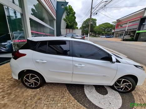 TOYOTA Yaris Hatch 1.5 16V 4P FLEX XLS MULTIDRIVE AUTOM�TICO CVT, Foto 3