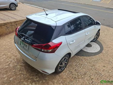 TOYOTA Yaris Hatch 1.5 16V 4P FLEX XLS MULTIDRIVE AUTOM�TICO CVT, Foto 11