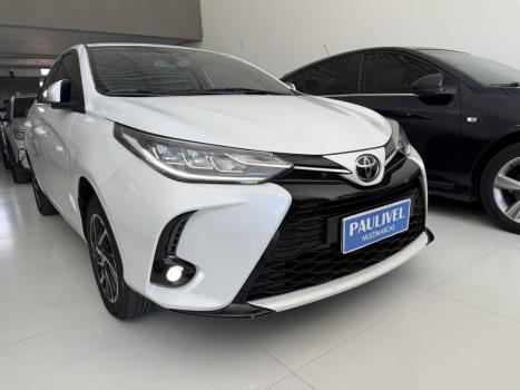 TOYOTA Yaris Hatch 1.5 16V 4P FLEX XLS MULTIDRIVE AUTOM�TICO CVT, Foto 2