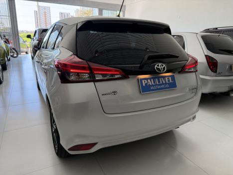 TOYOTA Yaris Hatch 1.5 16V 4P FLEX XLS MULTIDRIVE AUTOM�TICO CVT, Foto 5