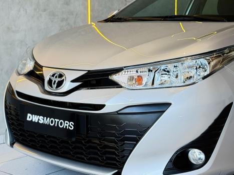 TOYOTA Yaris Hatch 1.3 16V 4P FLEX XL MULTIDRIVE AUTOM�TICO CVT, Foto 6