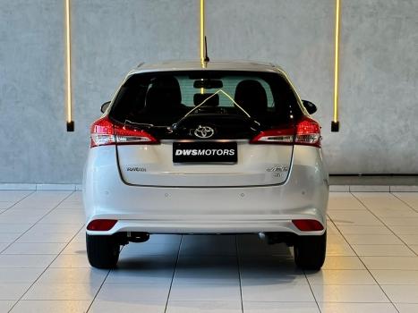 TOYOTA Yaris Hatch 1.3 16V 4P FLEX XL MULTIDRIVE AUTOM�TICO CVT, Foto 9