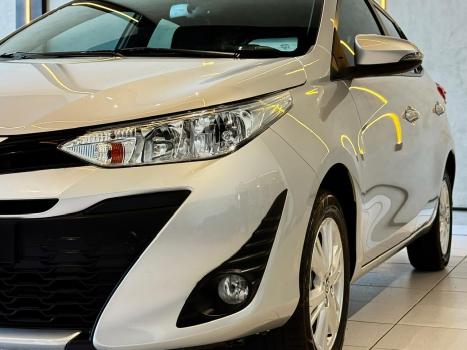 TOYOTA Yaris Hatch 1.3 16V 4P FLEX XL MULTIDRIVE AUTOM�TICO CVT, Foto 11